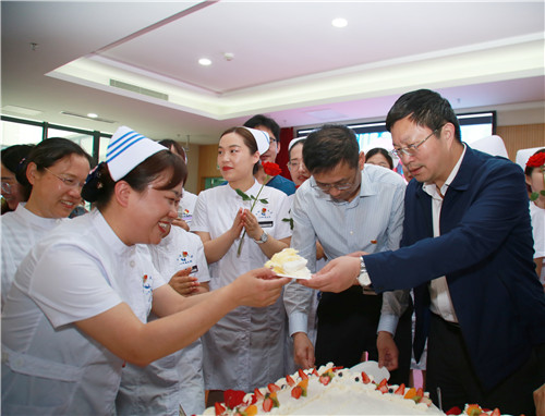 1620819342209078428.jpg 4Y6A1553_副本.jpg